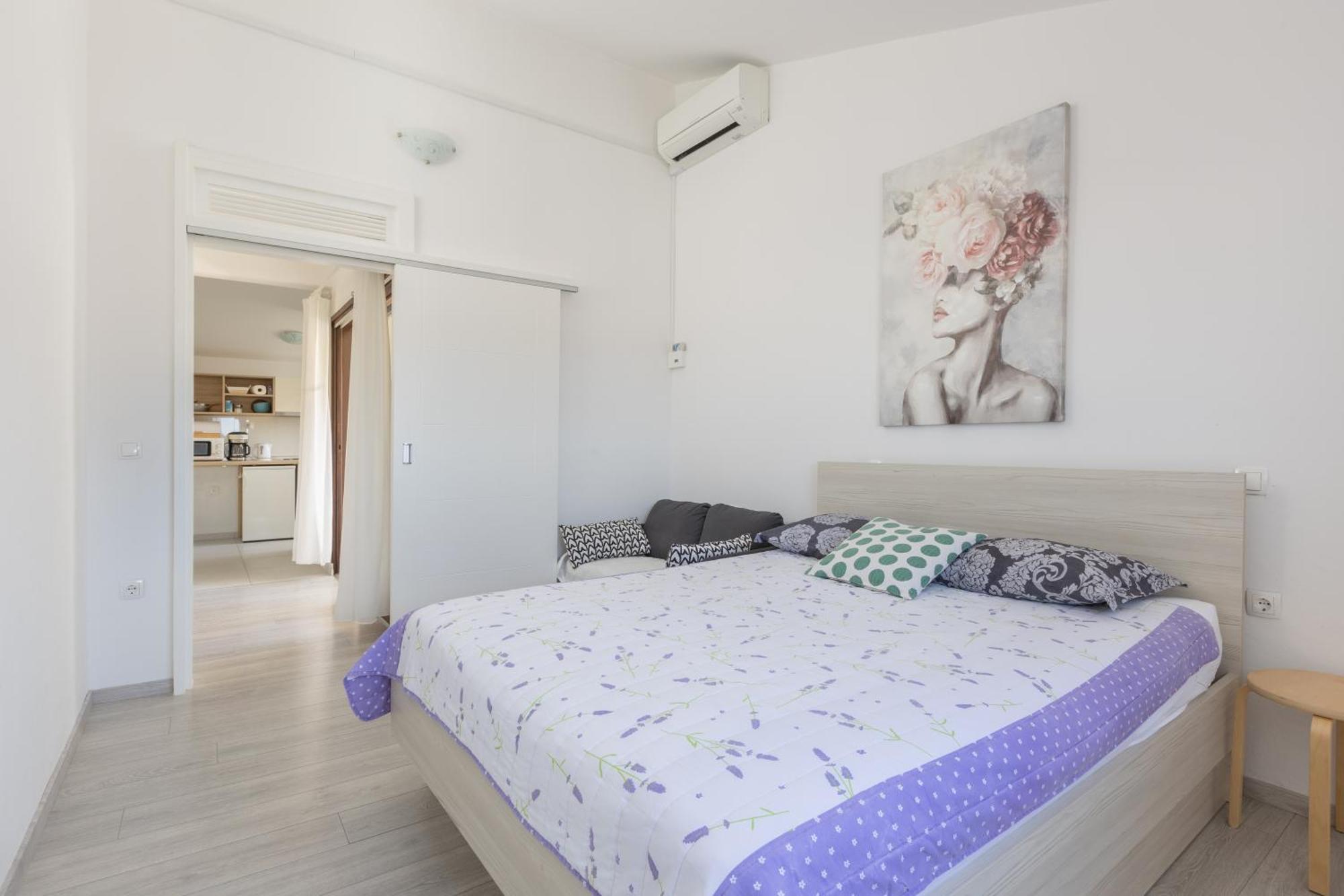 Miandmi Apartments มาคาร์สกา ภายนอก รูปภาพ